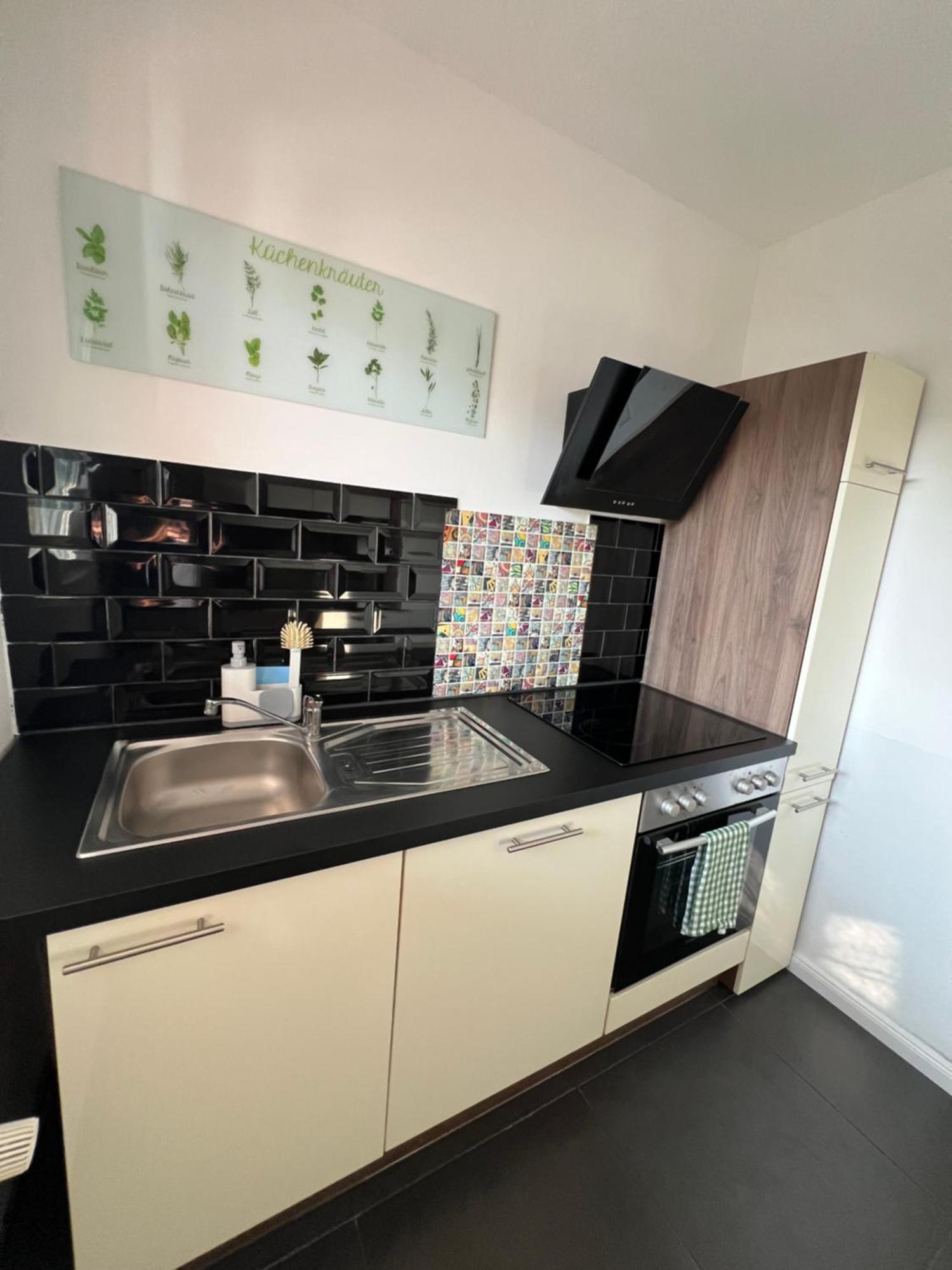 Elegante Apartment In Erftstadt Mit Balkon, Zentral, Bahnhof Nah, Phantasialand Bruehl Bei Cologne المظهر الخارجي الصورة
