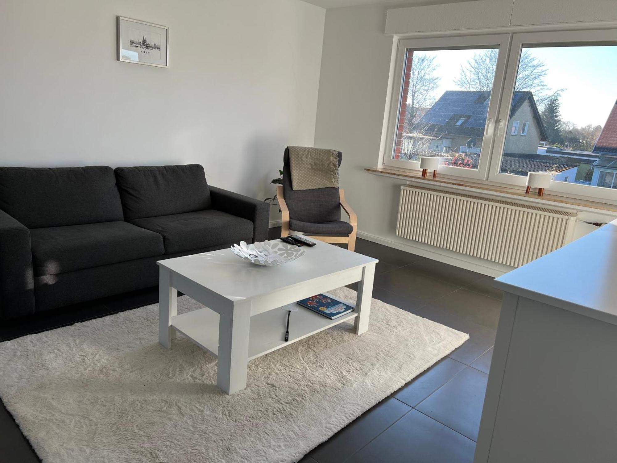 Elegante Apartment In Erftstadt Mit Balkon, Zentral, Bahnhof Nah, Phantasialand Bruehl Bei Cologne المظهر الخارجي الصورة