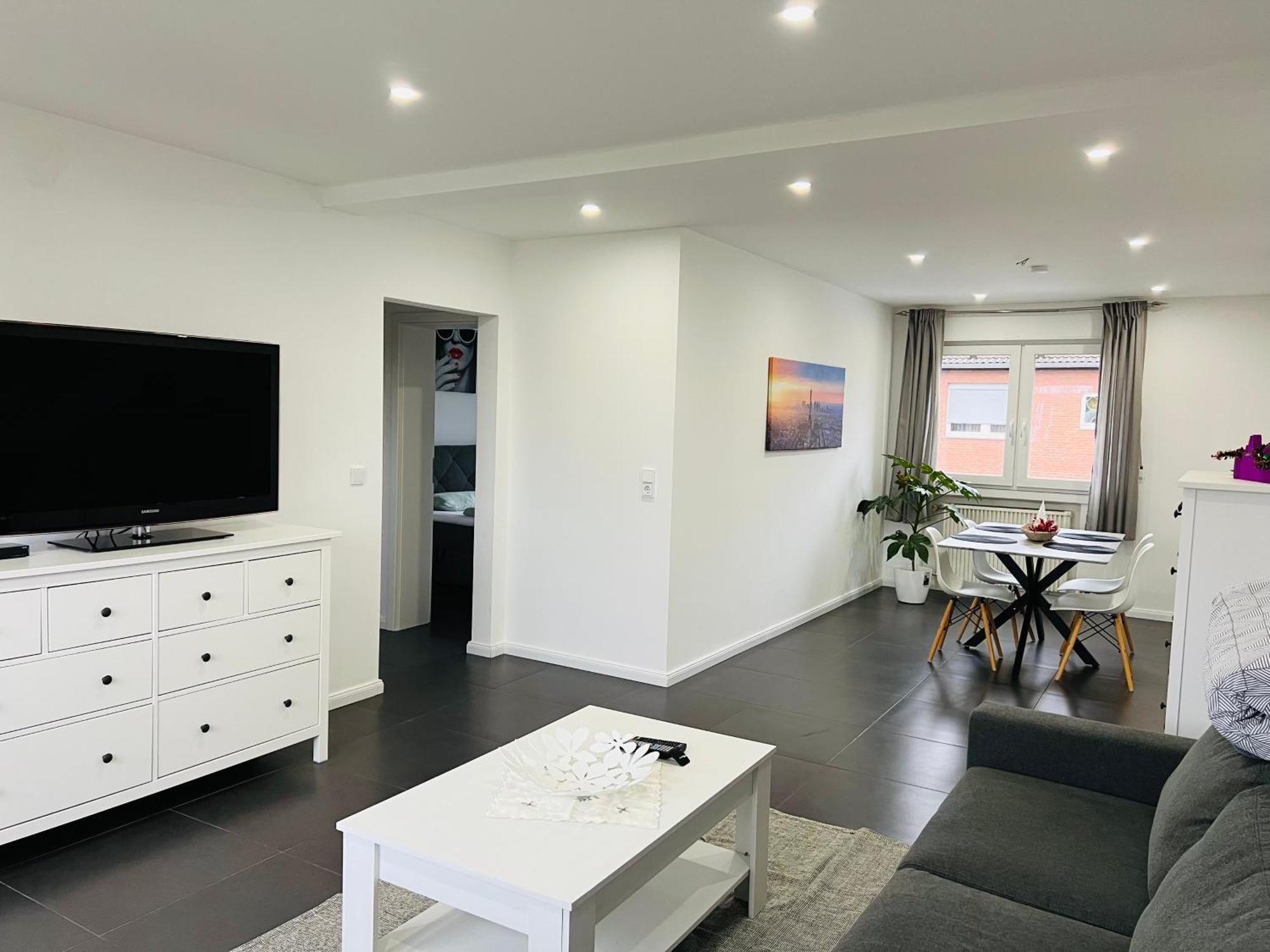 Elegante Apartment In Erftstadt Mit Balkon, Zentral, Bahnhof Nah, Phantasialand Bruehl Bei Cologne المظهر الخارجي الصورة